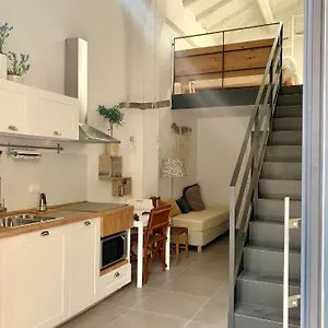 Metroloft Bed & Breakfast